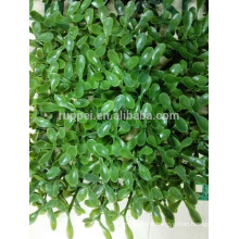 Factory directly artificial topiary plastic grass mat for restaurant wall and roofing decoration